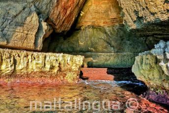 Bright colours in the water at Blue Grotto