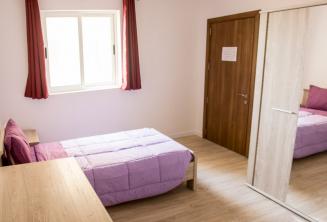 Language school accommodation apartment room